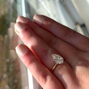Earth mined 1.65 GIA inspected solitaire diamond engagement ring